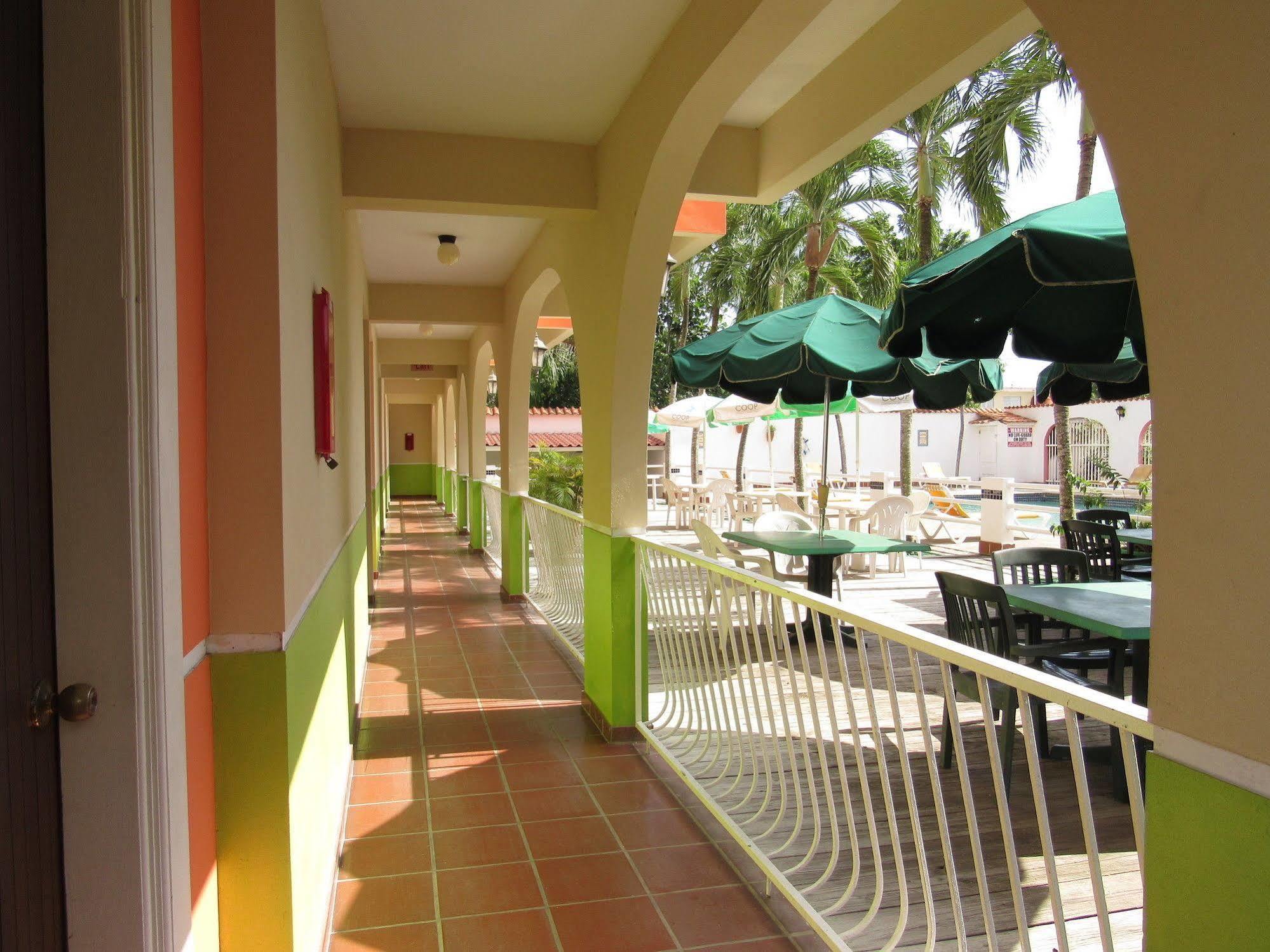 Hotel Perichi's Cabo Rojo Esterno foto